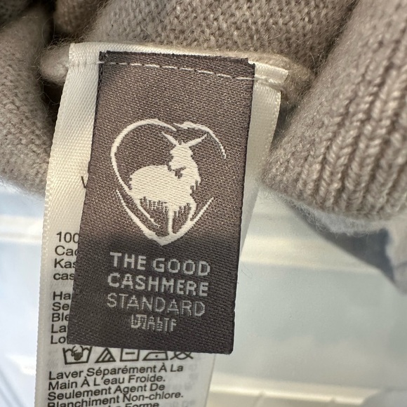 J.Crew 100% Cashmere V-Neck Sweater Women's S Oversized Light Gray EUC - Picture 7 of 8